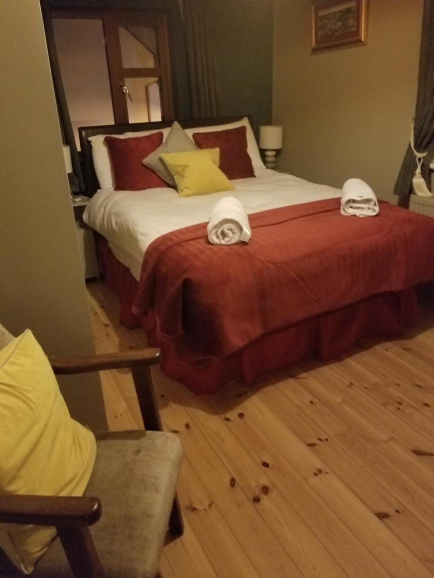 Baywatch Inn 丁格尔 外观 照片